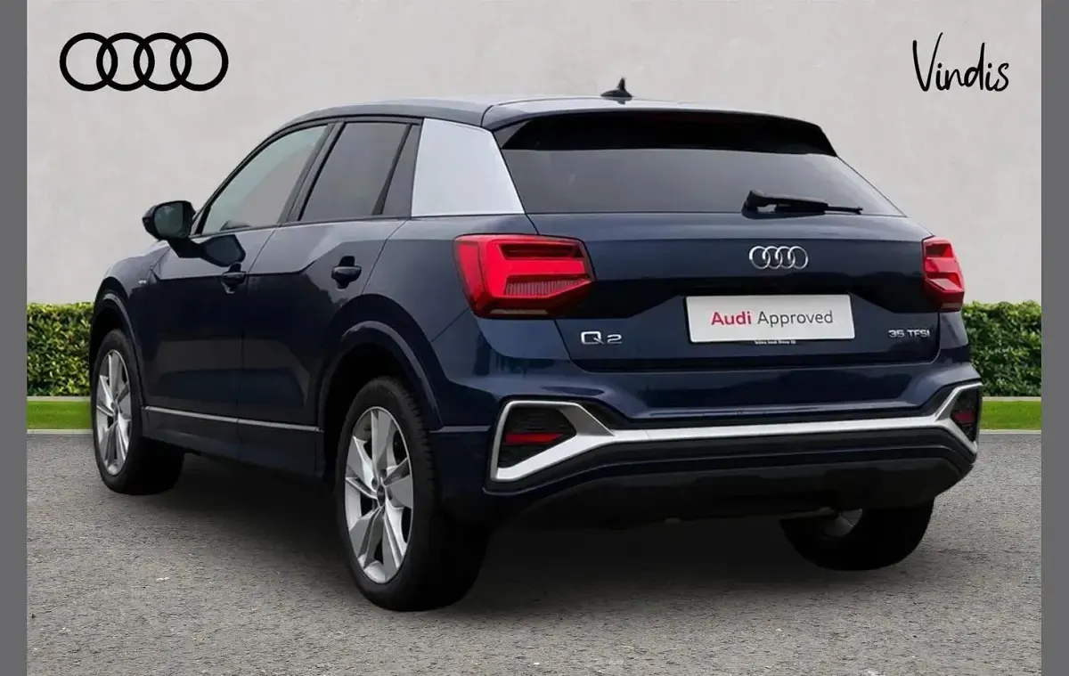 Used Audi Q2 S-Line 147 HP (108 kW) 2023 Blue SUV