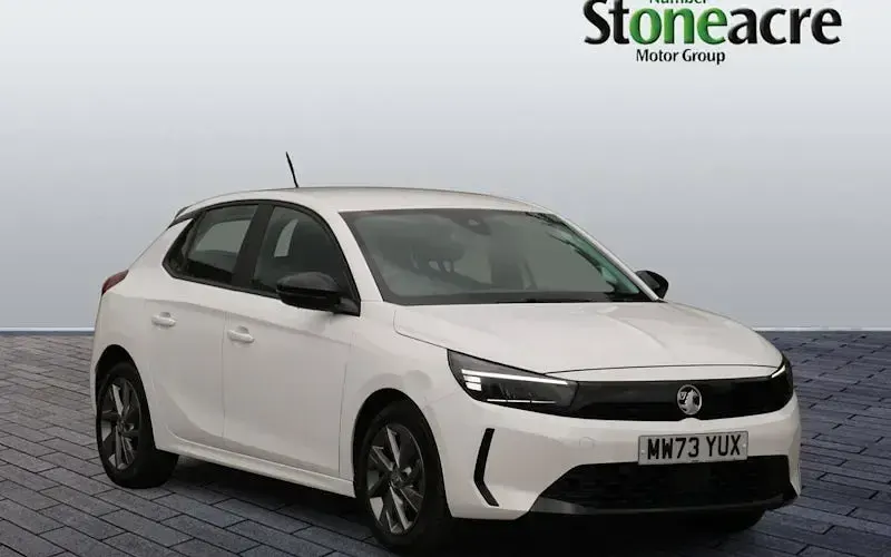 Used Vauxhall Corsa Design Edition 101 HP (74 kW) 2023 Hatchback