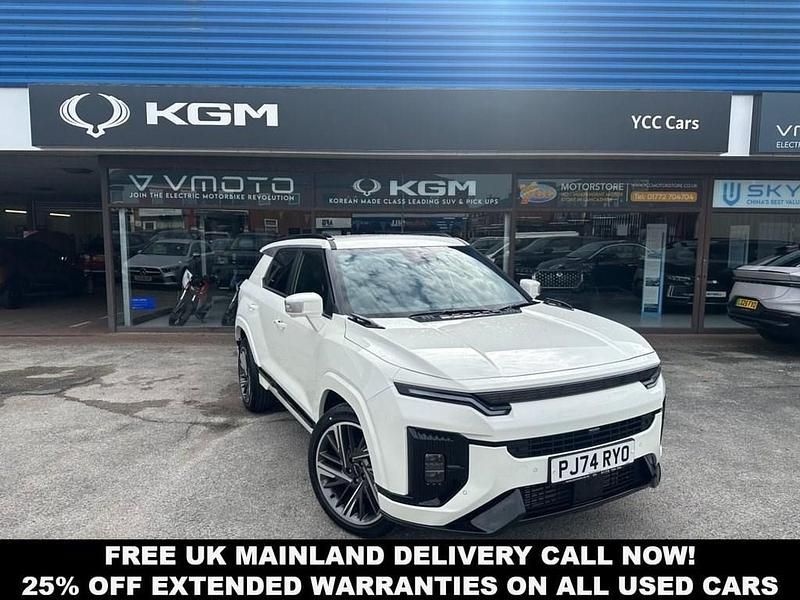 White Used 2025 Ssangyong (KGM) Actyon Estate | £29,995 (Good price) - Image 1/4