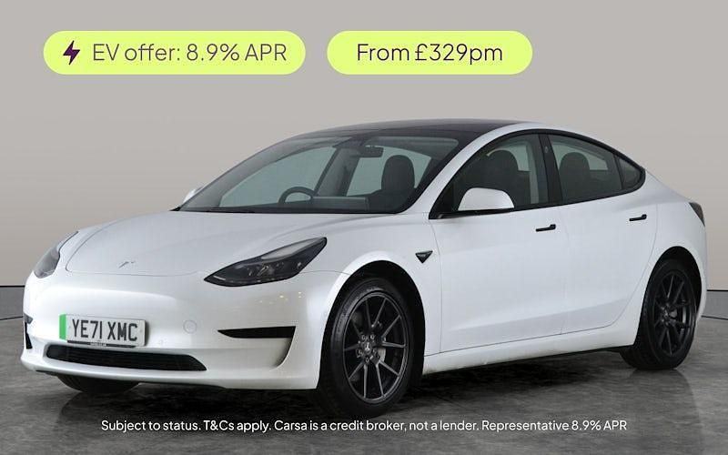 White Used 2021 Tesla Model 3 Standard Range Plus Sedan | £18,135 (Fair price) - Image 1/2