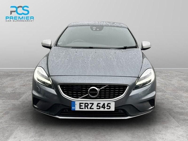 Used Volvo V40 R-Design 150 HP (110 kW) 2018 Osmium grey Hatchback