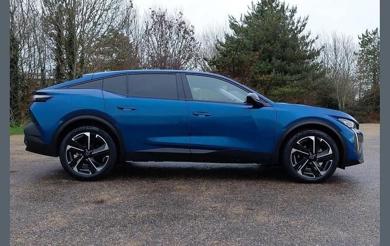 Used Peugeot 408 Allure 134 HP (98 kW) 2025 Blue Hatchback