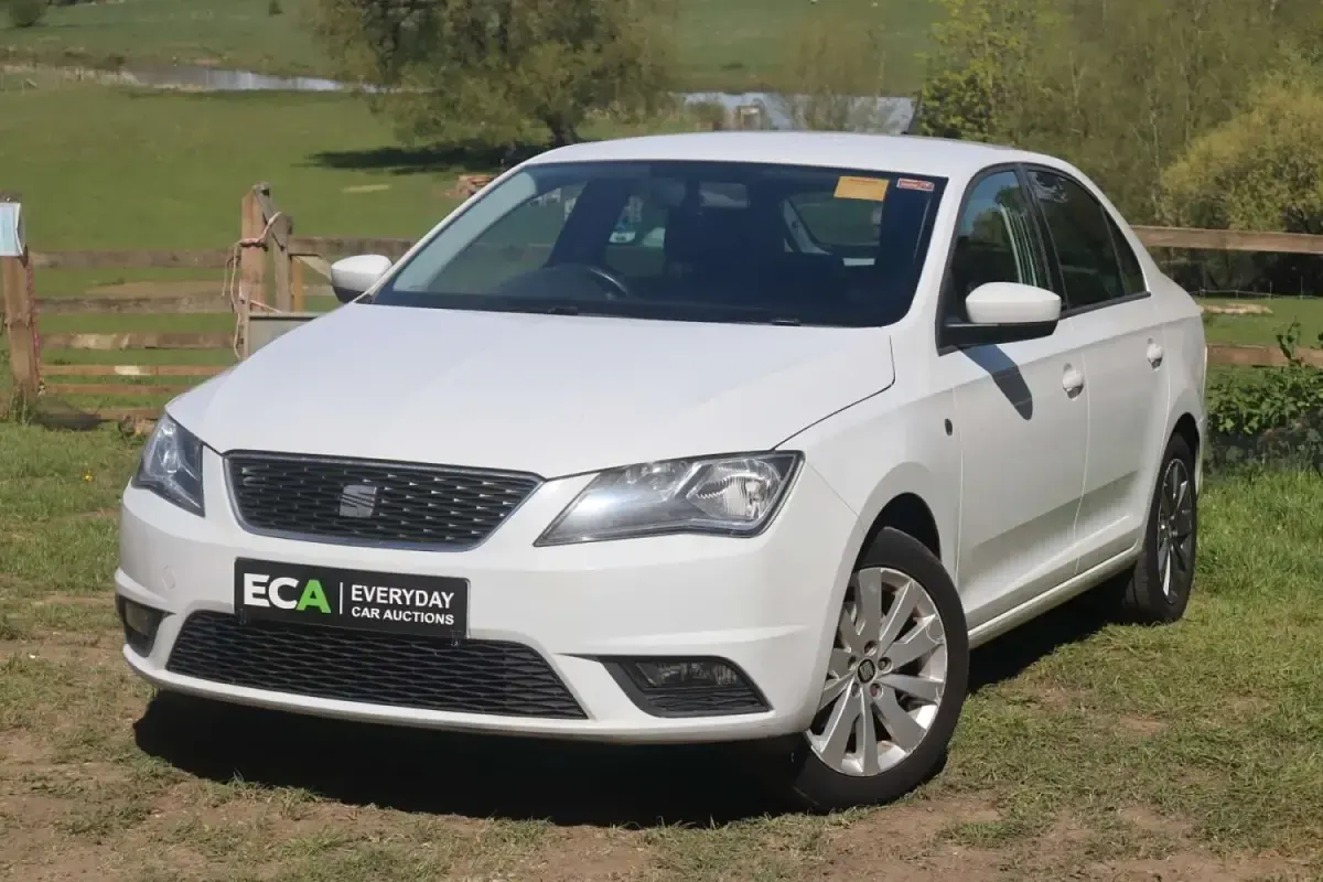 Begagnad Seat Toledo I-Tech 2014 Vit Halvkombi