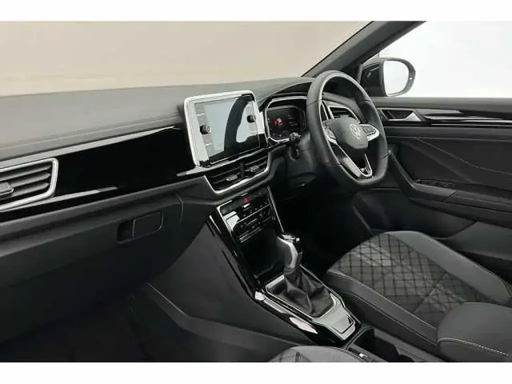 Used VW T-Roc 150 HP (110 kW) 2025 SUV
