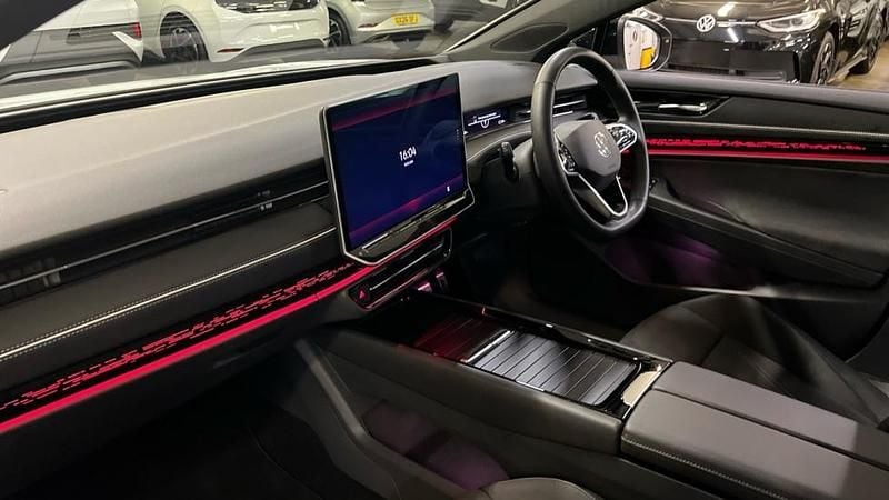 Used VW ID.7 Pro 210 kW (286 HP) 2025 Glacier white metallic