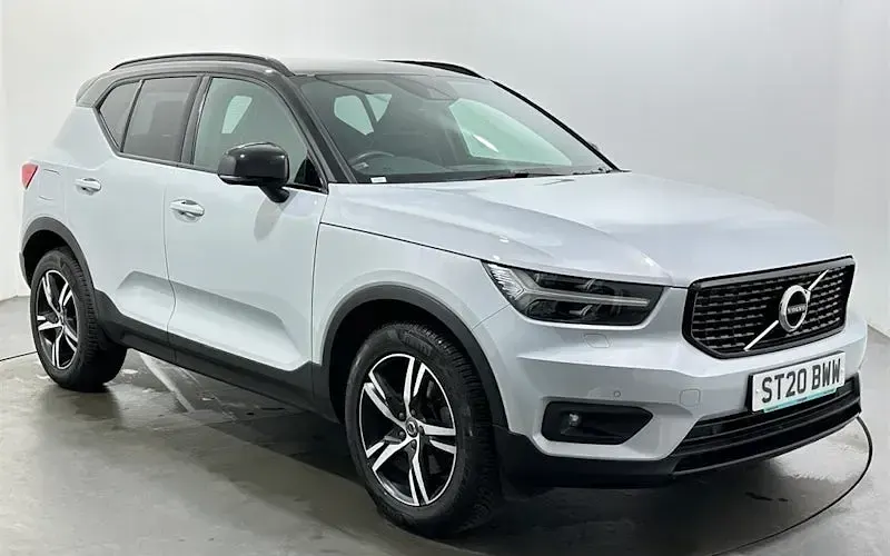 Used Volvo XC40 R-Design 190 HP (139 kW) 2020 SUV