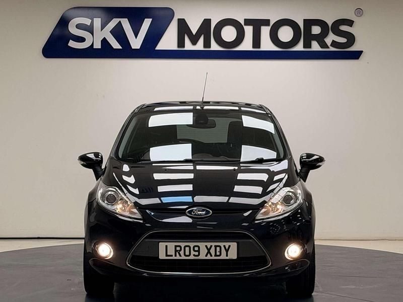 Used Ford Fiesta Titanium 94 HP (69 kW) 2009 Black Hatchback
