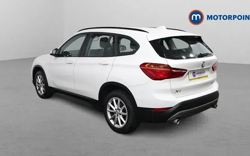 Używany BMW X1 150 KM (110 kW) 2019 Biały SUV