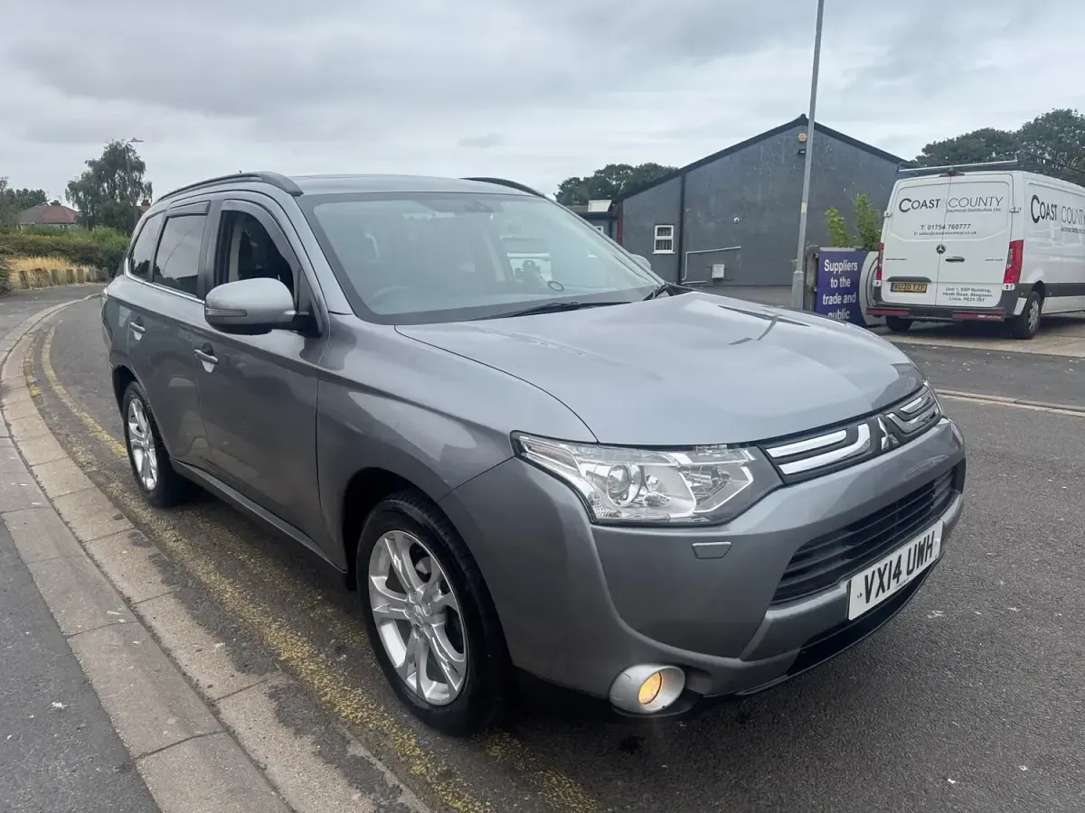 Used Mitsubishi Outlander 2014 Grey SUV