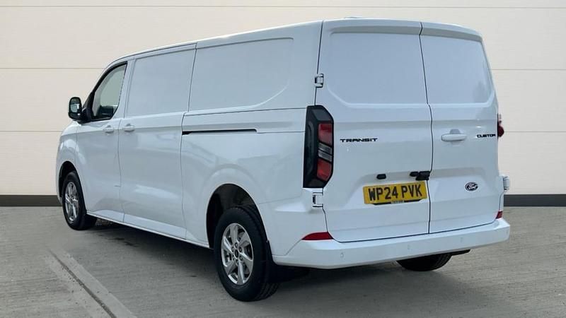 Used Ford Transit Custom Limited 140 HP (102 kW) 2024 White Van