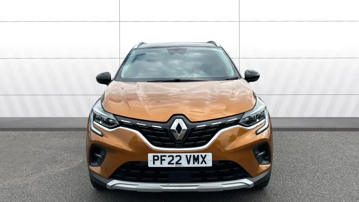 Used Renault Captur SE 91 HP (66 kW) 2022 Orange/black SUV