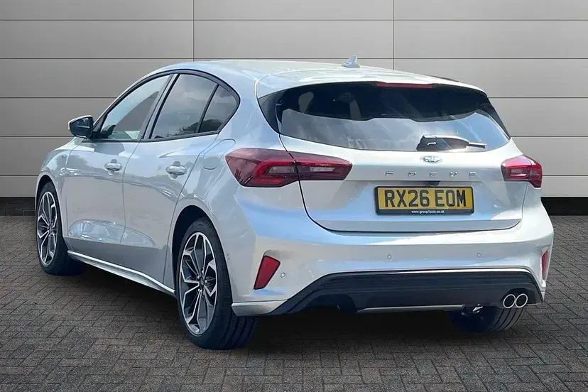 New Ford Focus ST-Line X 123 HP (90 kW) 2026 Moondust silver Hatchback