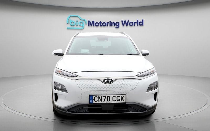 Used Hyundai Kona Premium SE 150 kW (204 HP) 2020 White SUV