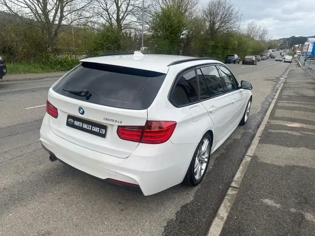 Used BMW 320 Sport Line 2014 White Estate