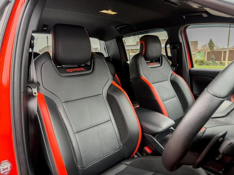 Used Ford Ranger Raptor 405 HP (297 kW) 2025 Orange Pickup