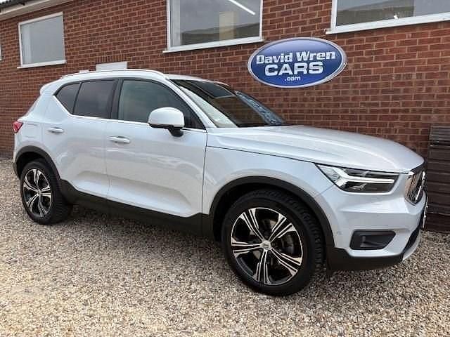 Silver Used 2019 Volvo XC40 Inscription SUV | £19,990 (Fair price) - Image 1/3