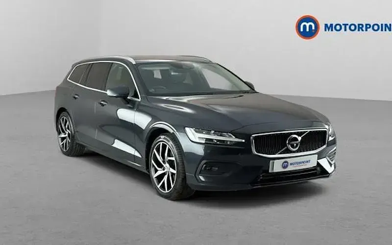 Used Volvo V60 Momentum 150 HP (110 kW) 2018 Estate
