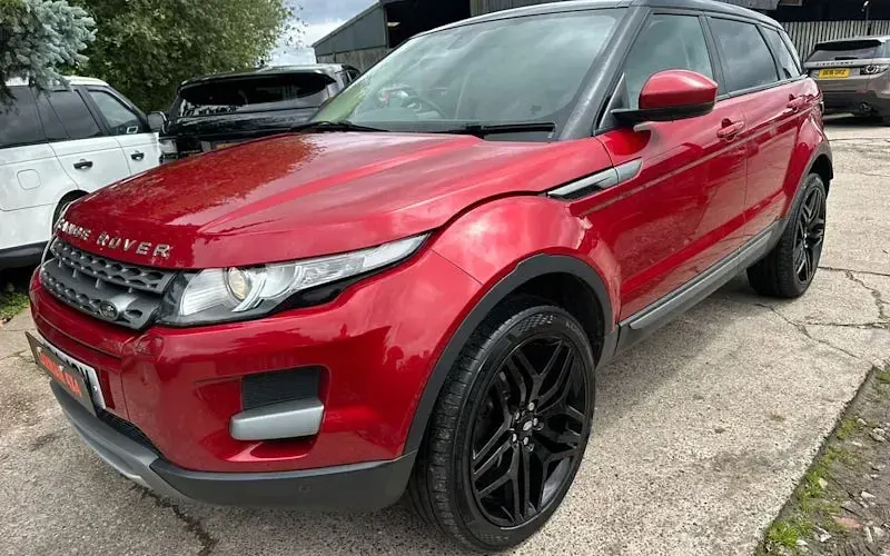 Used Land Rover Range Rover evoque Pure 150 HP (110 kW) 2015 Hatchback