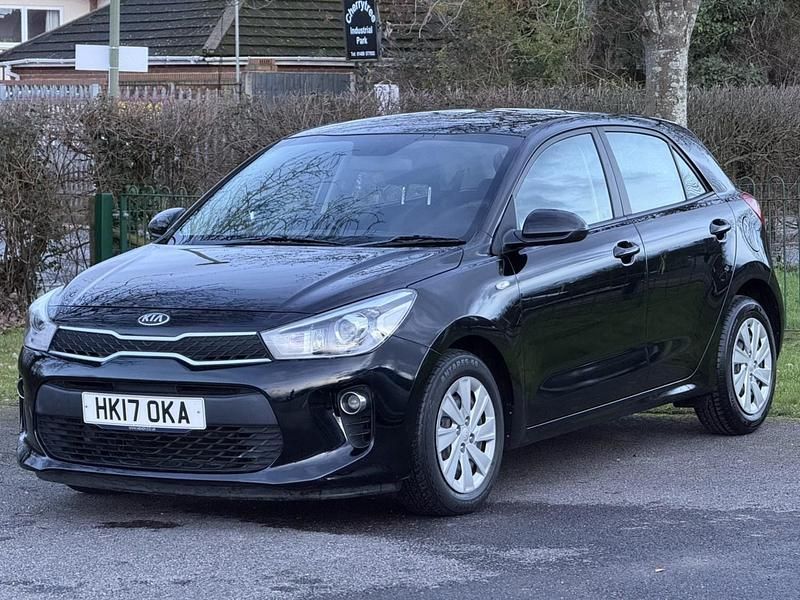 Used Kia Rio 2017 Black Hatchback
