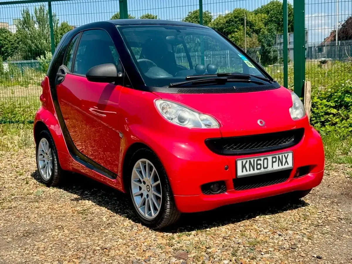 Used Smart ForTwo Coupé Passion 84 HP (61 kW) 2010 Black Coupe