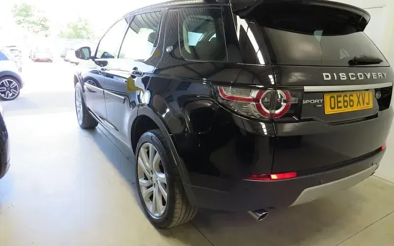 Used Land Rover Discovery 5 HSE Luxury 179 HP (131 kW) 2019 SUV