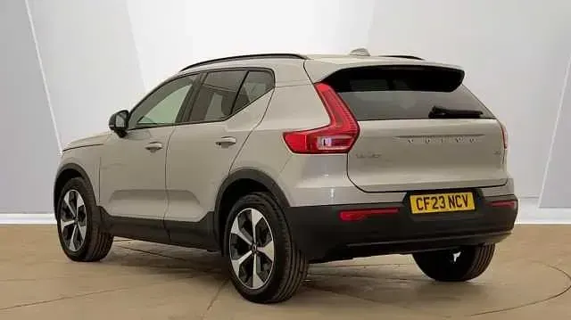 Used Volvo XC40 Ultimate 197 HP (144 kW) 2023 Silver dawn SUV