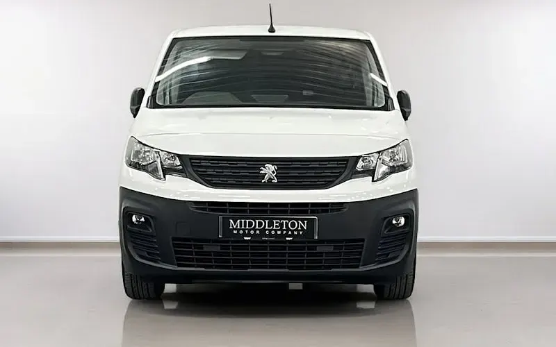 Usado Peugeot Partner 102 HP (75 kW) 2021 Branco Monovolume