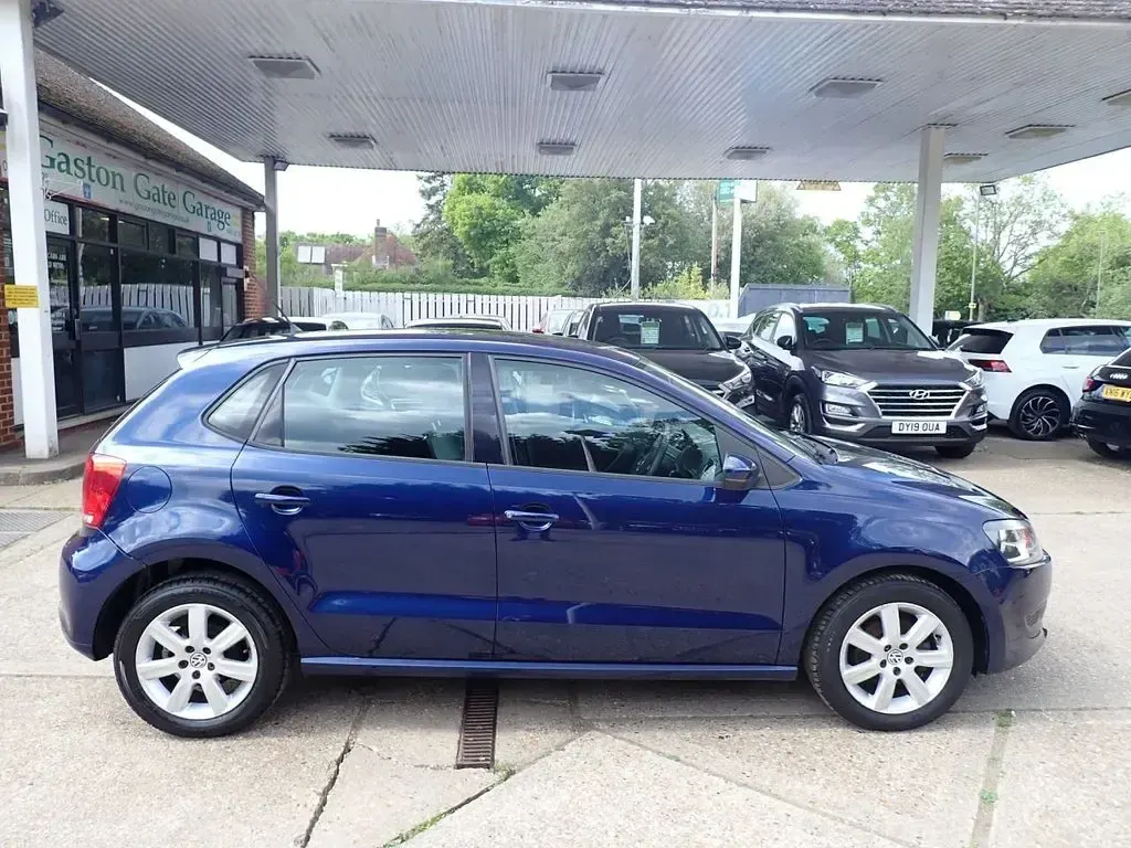 Used VW Polo SE 85 HP (62 kW) 2010 Blue Hatchback