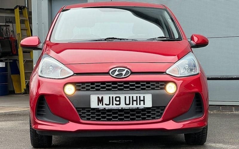 Used Hyundai i10 SE 88 HP (64 kW) 2020 Hatchback