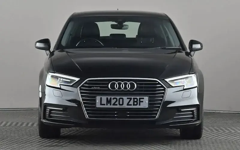 Used Audi A3 e-tron Comfort 204 HP (150 kW) 2020 Black Hatchback
