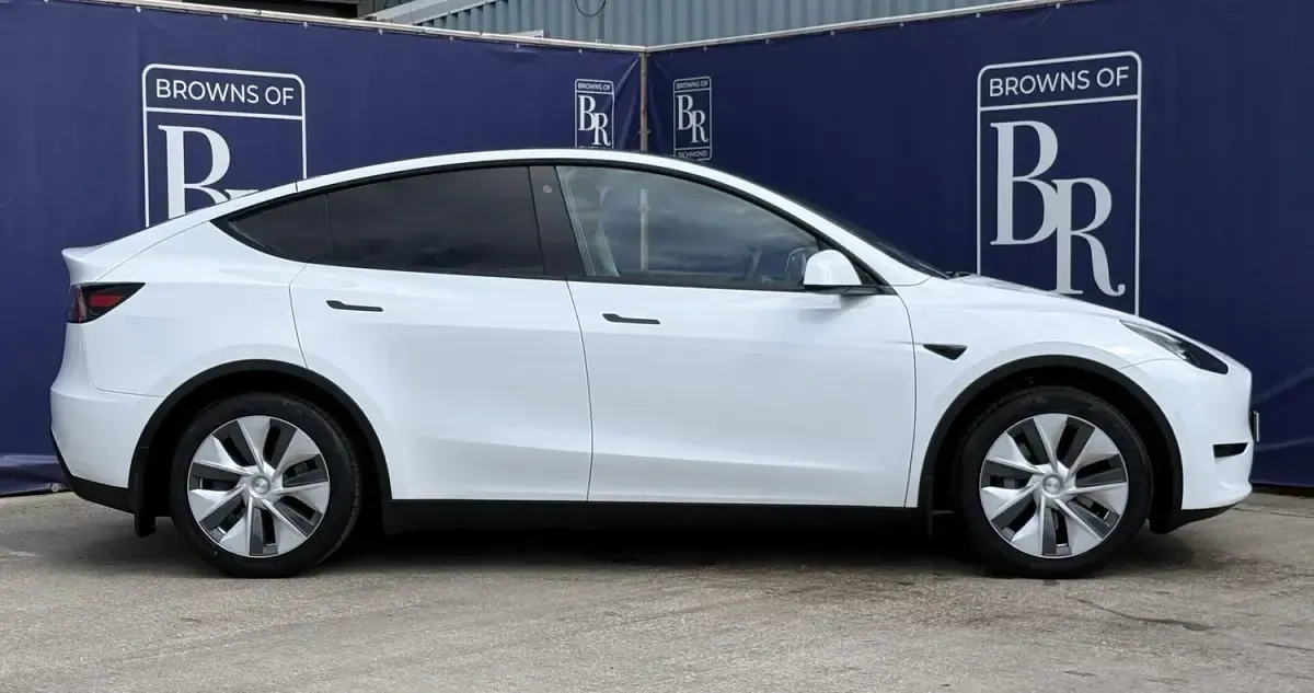 Used Tesla Model Y RWD 58 kW (79 HP) 2023 White SUV