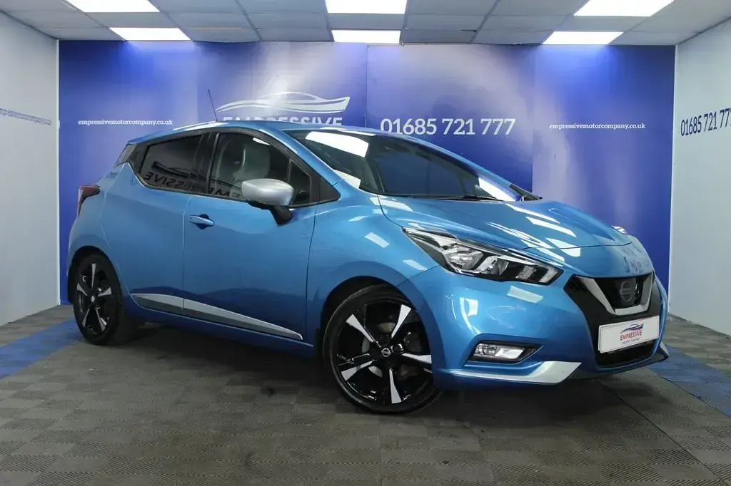 Used Nissan Micra N-Connecta 90 HP (66 kW) 2017 Blue Hatchback
