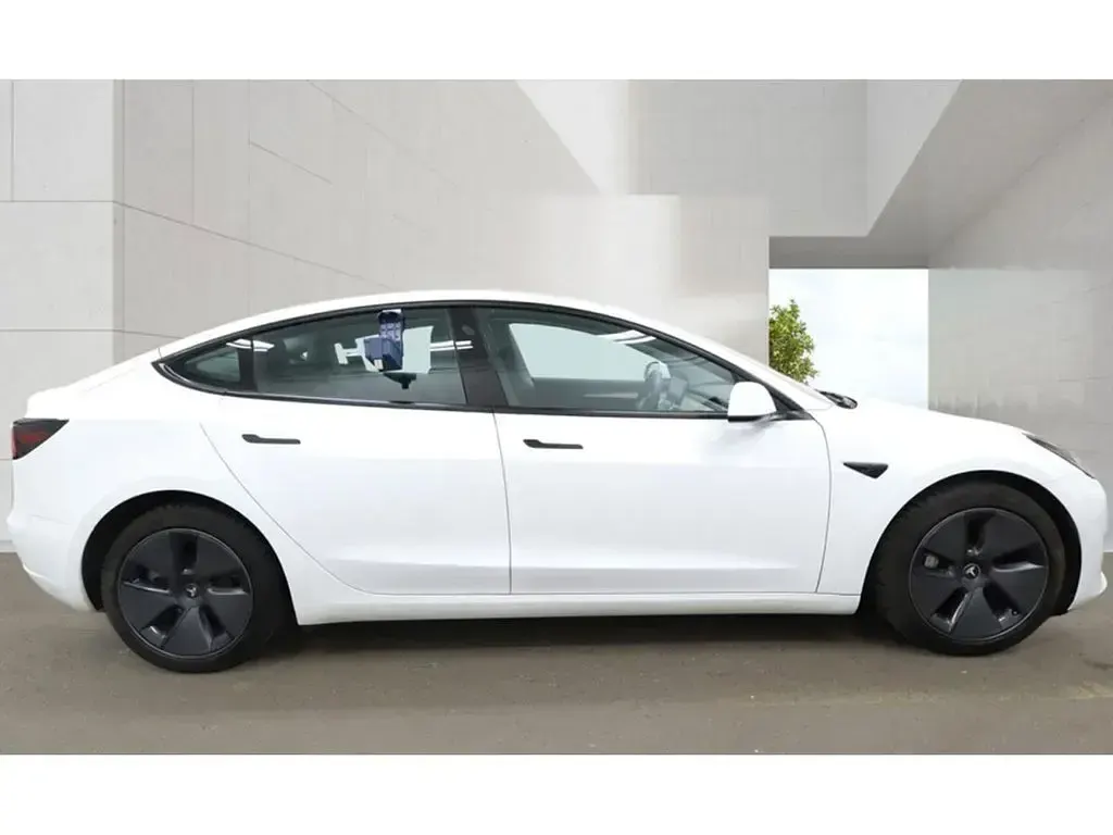 Used Tesla Model 3 Long Range AWD 366 kW (498 HP) 2021 Sedan