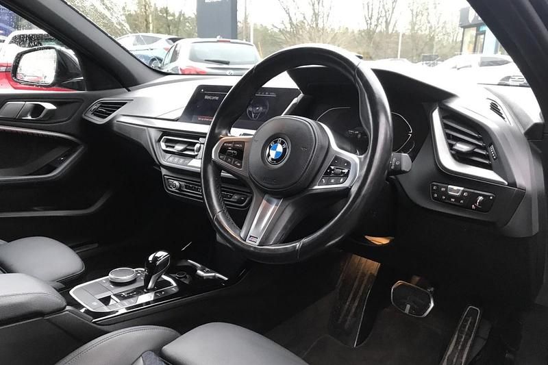 Used BMW 118 M Sport 136 HP (100 kW) 2022 Black Hatchback