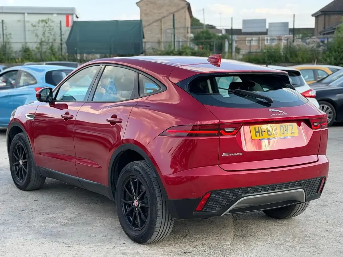 Used Jaguar E-Pace 150 HP (110 kW) 2018 Red SUV