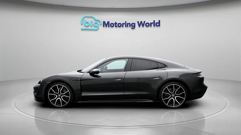 Used Porsche Taycan Performance Package 414 kW (563 HP) 2023 Sedan