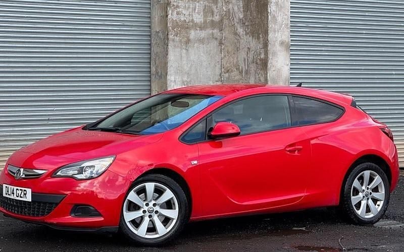 Used Vauxhall Astra GTC Sport 140 HP (102 kW) 2013 Coupe