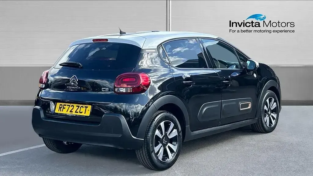 Używany Citroën C3 PureTech 83 KM (61 kW) 2023 Czarny Hatchback