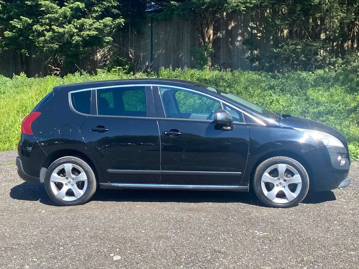 Used Peugeot 3008 Style 2013 Black Estate