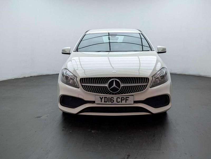 Used Mercedes A180 AMG line 2016 White Hatchback