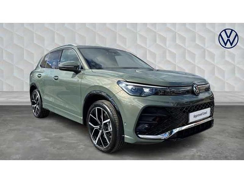 Green Used 2025 VW Tiguan R-line SUV | £38,700 - Image 1/4