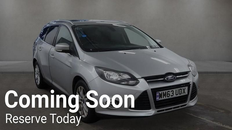 Used Ford Focus Titanium 2014 Silver Estate