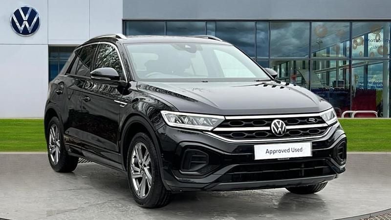 Used VW T-Roc R-line 150 HP (110 kW) 2022 Deep black SUV