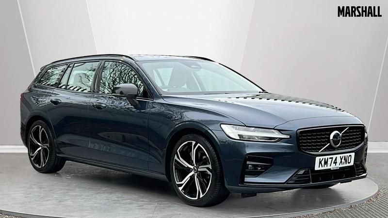 Used Volvo V60 Plus 197 HP (144 kW) 2024 Blue Estate