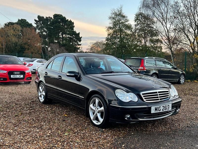 Black Used 2006 Mercedes C230 Avantgarde Sedan | £2,995 - Image 1/4