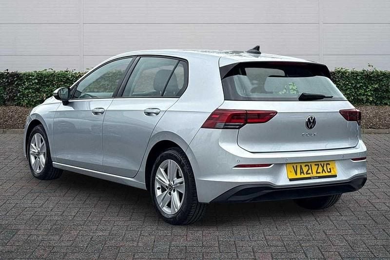 Used VW Golf VII Life 150 HP (110 kW) 2021 Silver Hatchback
