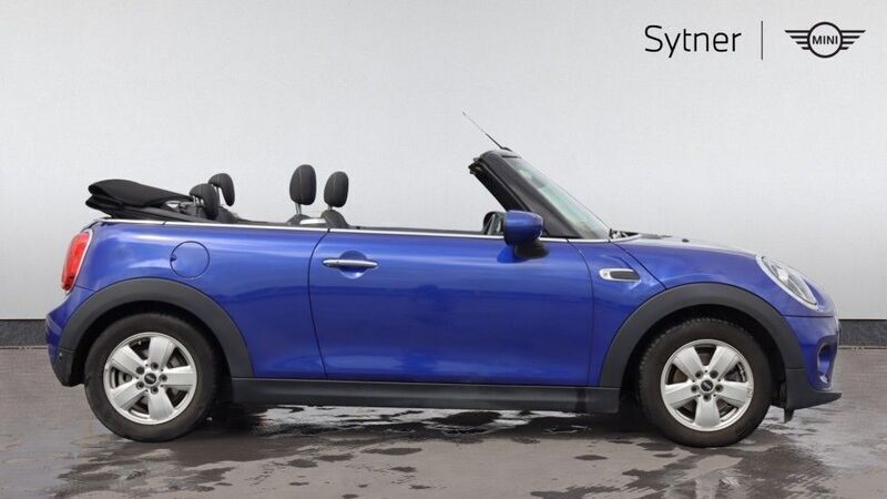 Used Mini Cooper Cabriolet Classic 136 HP (100 kW) 2020 Blue Cabriolet