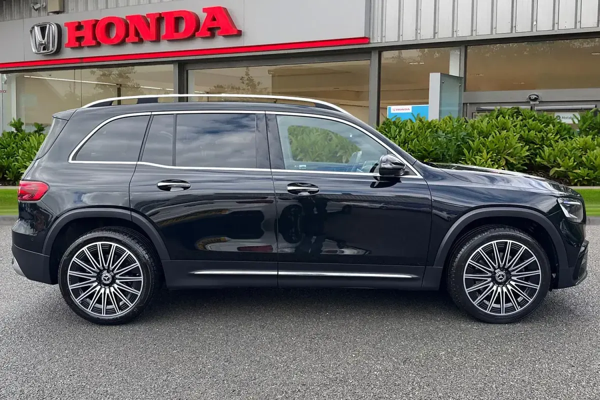 Used Mercedes GLB200 AMG Line Premium 163 HP (119 kW) 2025 Black SUV