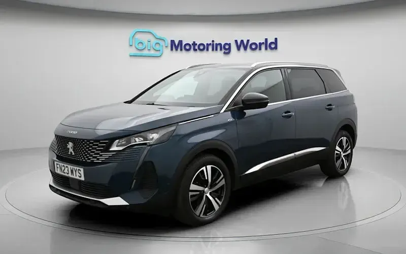 Used Peugeot 5008 GT 131 HP (96 kW) 2023 Blue SUV