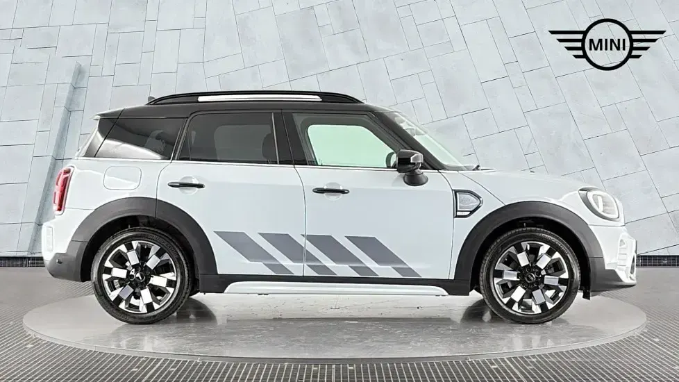 Used Mini Cooper Countryman Untamed Edition 134 HP (98 kW) 2023 Grey SUV